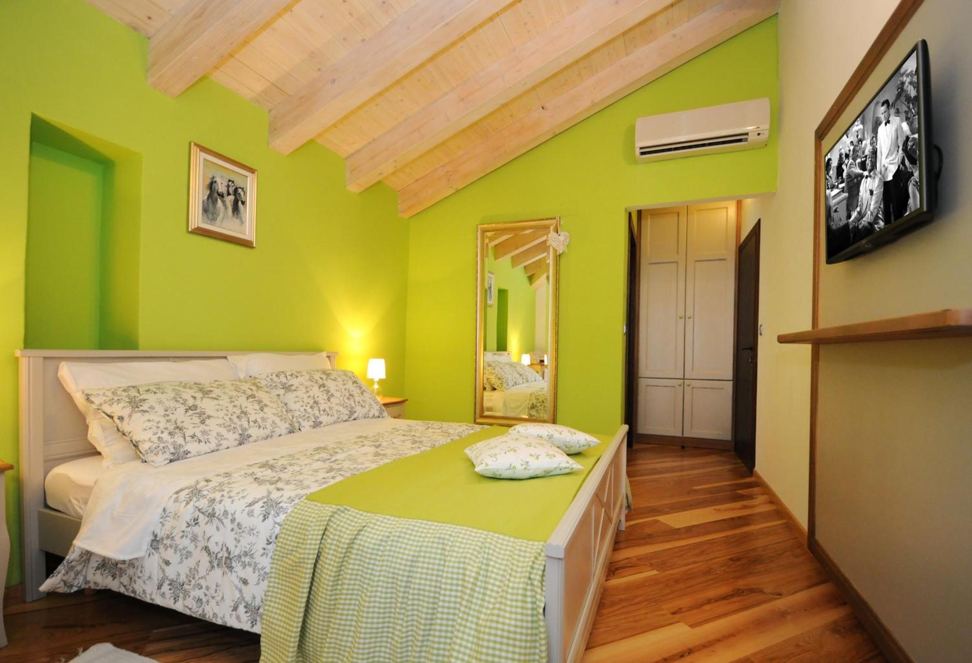 Buici  Bed & Breakfast Korta Gira חדר תמונה